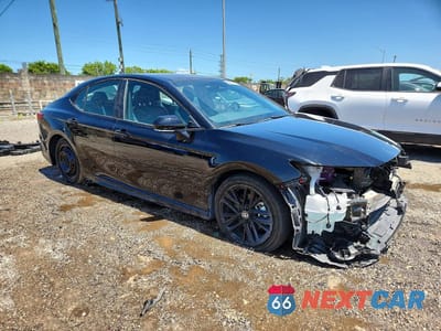 Czwarte zdjęcie samochodu z boku: 2025 TOYOTA CAMRY SE VIN:4T1DAACK9SU044989 - miniatura
