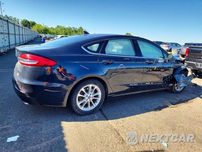 Trzecie zdjęcie samochodu z tyłu: 2020 FORD FUSION SE VIN:3FA6P0HD1LR234803 - miniatura