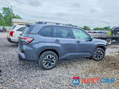 Trzecie zdjęcie samochodu z tyłu: 2025 SUBARU FORESTER PREMIUM VIN:JF2SLDDC7SH512081 - miniatura