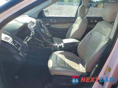 Zdjęcie 7 z 13 samochodu: 2018 FORD EXPLORER PLATINUM VIN:1FM5K8HT3JGB29058 - miniatura