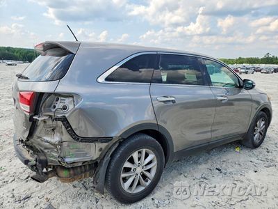 Trzecie zdjęcie samochodu z tyłu: 2016 KIA SORENTO L VIN:5XYPG4A38GG040955 - miniatura