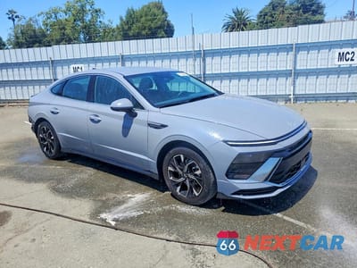 Czwarte zdjęcie samochodu z boku: 2025 HYUNDAI SONATA SEL VIN:KMHL64JA0SA454137 - miniatura