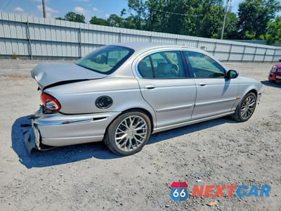 Trzecie zdjęcie samochodu z tyłu: 2002 JAGUAR X-TYPE 3.0 VIN:SAJEA51C32WC38972 - miniatura
