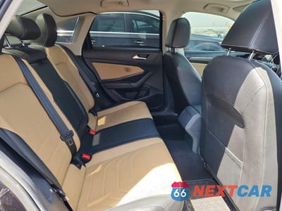 Zdjęcie 10 z 12 samochodu: 2019 VOLKSWAGEN JETTA SEL PREMIUM VIN:3VWG57BU3KM057461 - miniatura
