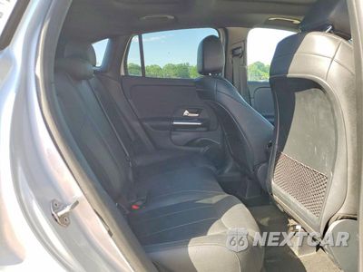 Zdjęcie 11 z 14 samochodu: 2021 MERCEDES-BENZ GLA 250 4MATIC VIN:W1N4N4HBXMJ307281 - miniatura