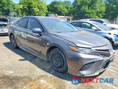 Czwarte zdjęcie samochodu z boku: 2019 TOYOTA CAMRY SE VIN:4T1B11HK4KU730874 - miniatura