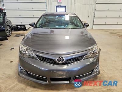 Piąte zdjęcie samochodu w środku: 2014 TOYOTA CAMRY SE VIN:4T1BF1FKXEU315387 - miniatura
