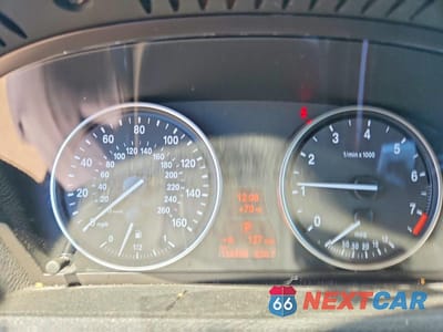 Zdjęcie 9 z 13 samochodu: 2013 BMW X5 XDRIVE35I VIN:5UXZV4C57D0B08047 - miniatura