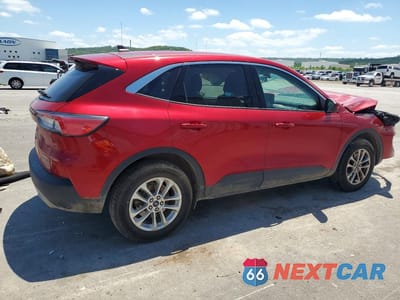 Trzecie zdjęcie samochodu z tyłu: 2021 FORD ESCAPE SE VIN:1FMCU9G6XMUA09394 - miniatura