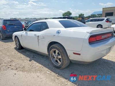 Drugie zdjęcie samochodu z przodu: 2010 DODGE CHALLENGER SE VIN:2B3CJ4DV4AH264893 - miniatura