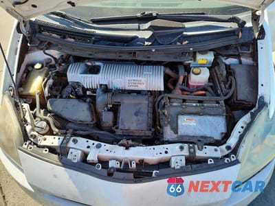 Zdjęcie 11 z 13 samochodu: 2010 TOYOTA PRIUS II VIN:JTDKN3DU3A0137945 - miniatura