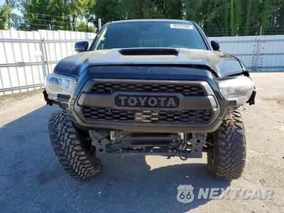 Piąte zdjęcie samochodu w środku: 2020 TOYOTA TACOMA TRD SPORT VIN:3TMDZ5BN6LM093895 - miniatura
