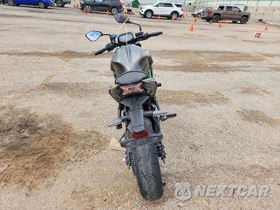 Czwarte zdjęcie samochodu z boku: 2023 KAWASAKI ER650 N VIN:ML5EREN10PDA96366 - miniatura