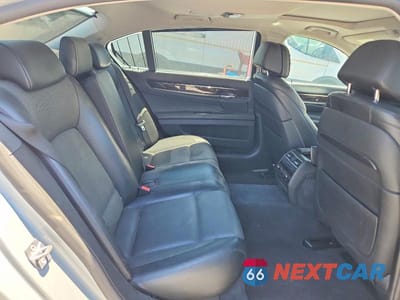 Zdjęcie 10 z 13 samochodu: 2013 BMW 750 LXI VIN:WBAYF8C58DD141062 - miniatura
