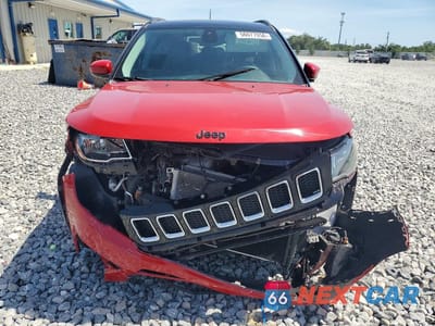 Piąte zdjęcie samochodu w środku: 2019 JEEP COMPASS LATITUDE VIN:3C4NJDBB4KT812643 - miniatura