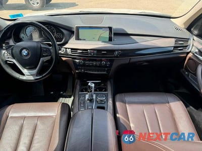 Zdjęcie 9 z 11 samochodu: 2016 BMW X5 XDR40E VIN:5UXKT0C59G0S78797 - miniatura