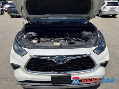 Zdjęcie 8 z 10 samochodu: 2021 TOYOTA HIGHLANDER HYBRID LIMITED VIN:5TDYARAH5MS006372 - miniatura