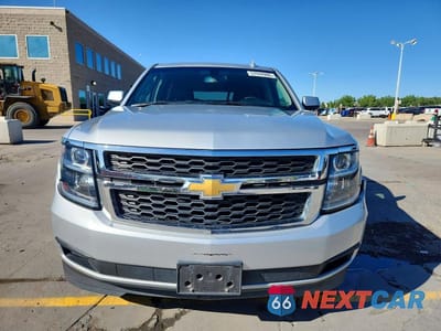Piąte zdjęcie samochodu w środku: 2017 CHEVROLET SUBURBAN K1500 LS VIN:1GNSKGKC5HR302711 - miniatura