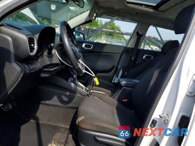 Zdjęcie 7 z 12 samochodu: 2021 HYUNDAI VENUE SEL VIN:KMHRC8A33MU089661 - miniatura