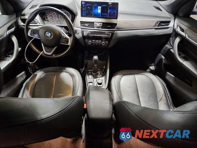 Zdjęcie 8 z 14 samochodu: 2016 BMW X1 XDRIVE28I VIN:WBXHT3C36GP884175 - miniatura