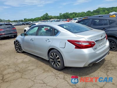 Drugie zdjęcie samochodu z przodu: 2018 NISSAN ALTIMA 2.5 SV VIN:1N4AL3AP1JC110747 - miniatura