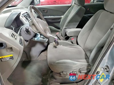 Zdjęcie 7 z 13 samochodu: 2007 HYUNDAI TUCSON SE VIN:KM8JN72D87U671509 - miniatura