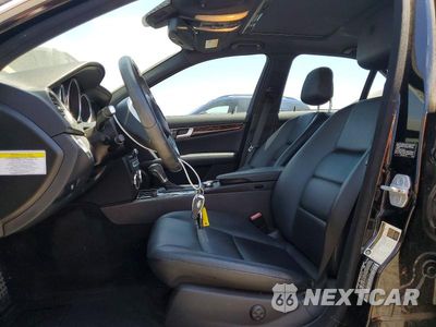 Zdjęcie 7 z 12 samochodu: 2013 MERCEDES-BENZ C-CLASS VIN:WDDGF4HB6DA831731 - miniatura