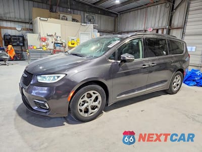 2023 CHRYSLER PACIFICA LIMITED 2C4RC1GG8PR575020 - główne zdjęcie licytacji z USA - miniatura