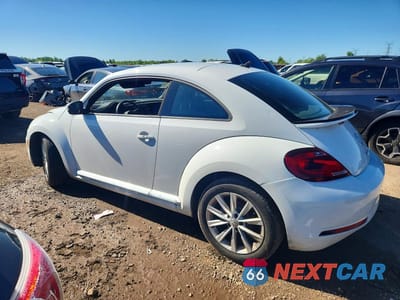Drugie zdjęcie samochodu z przodu: 2018 VOLKSWAGEN BEETLE S VIN:3VWFD7AT0JM709944 - miniatura