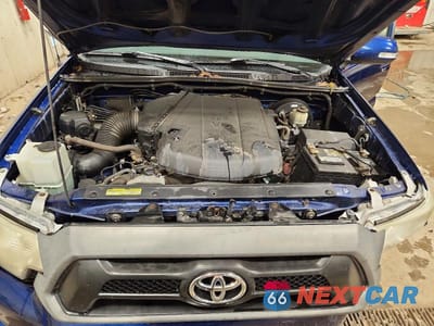 Zdjęcie 11 z 12 samochodu: 2015 TOYOTA TACOMA V6 VIN:5TFUU4EN1FX125624 - miniatura