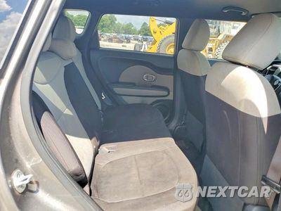Zdjęcie 10 z 12 samochodu: 2015 KIA SOUL BASE VIN:KNDJN2A23F7208231 - miniatura
