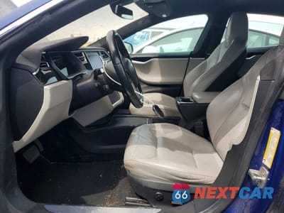 Zdjęcie 7 z 12 samochodu: 2016 TESLA MODEL S VIN:5YJSA1E22GF136812 - miniatura