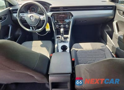 Zdjęcie 8 z 12 samochodu: 2021 VOLKSWAGEN PASSAT S VIN:1VWAA7A34MC010292 - miniatura