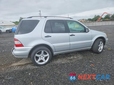 Trzecie zdjęcie samochodu z tyłu: 2003 MERCEDES-BENZ ML 350 VIN:4JGAB57E13A415383 - miniatura