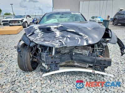Piąte zdjęcie samochodu w środku: 2018 INFINITI Q60 3.0T LUXE VIN:JN1EV7EL5JM391310 - miniatura