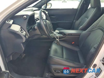 Zdjęcie 7 z 13 samochodu: 2022 LEXUS UX 250H BASE VIN:JTHP9JBH3N2056750 - miniatura