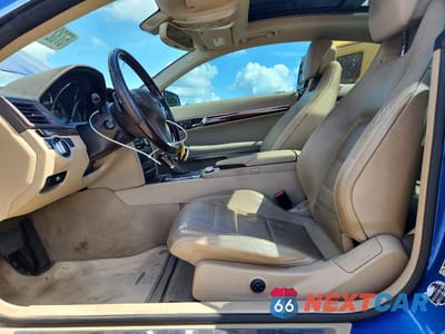 Zdjęcie 7 z 12 samochodu: 2011 MERCEDES-BENZ E 350 VIN:WDDKJ5GB3BF070365 - miniatura