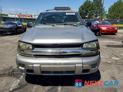 Piąte zdjęcie samochodu w środku: 2002 CHEVROLET TRAILBLAZER VIN:1GNDT13S022346740 - miniatura