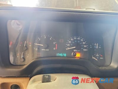 Zdjęcie 9 z 14 samochodu: 1999 JEEP WRANGLER / TJ SE VIN:1J4FY29P3XP466242 - miniatura