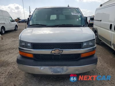Piąte zdjęcie samochodu w środku: 2016 CHEVROLET EXPRESS G3500 LT VIN:1GAZGPFG0G1288129 - miniatura
