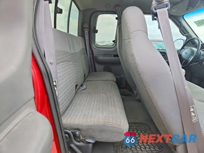 Zdjęcie 10 z 12 samochodu: 2000 FORD F150 VIN:1FTRX18L5YKB02966 - miniatura