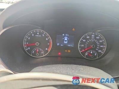 Zdjęcie 9 z 12 samochodu: 2019 KIA OPTIMA LX VIN:5XXGT4L30KG347543 - miniatura