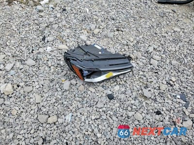 Zdjęcie 13 z 14 samochodu: 2025 VOLKSWAGEN TAOS SE VIN:3VVEC7B25SM046462 - miniatura