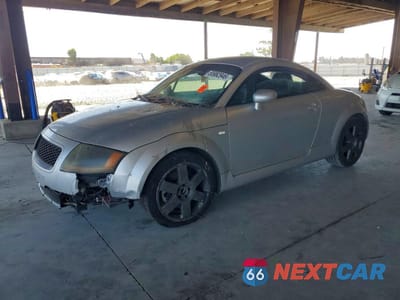 2001 AUDI TT QUATTRO TRUWX28N911026759 - główne zdjęcie licytacji z USA - miniatura