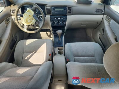 Zdjęcie 8 z 12 samochodu: 2003 TOYOTA COROLLA CE VIN:1NXBR32EX3Z004073 - miniatura