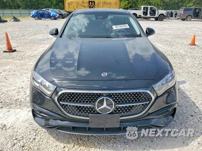 Piąte zdjęcie samochodu w środku: 2025 MERCEDES-BENZ E 350 VIN:W1KLF4GB0SA132530 - miniatura
