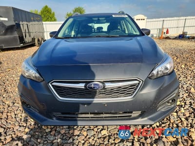 Piąte zdjęcie samochodu w środku: 2018 SUBARU IMPREZA PREMIUM VIN:4S3GTAB61J3728908 - miniatura