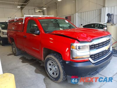 Czwarte zdjęcie samochodu z boku: 2018 CHEVROLET SILVERADO C1500 VIN:1GCNCNEH7JZ132372 - miniatura
