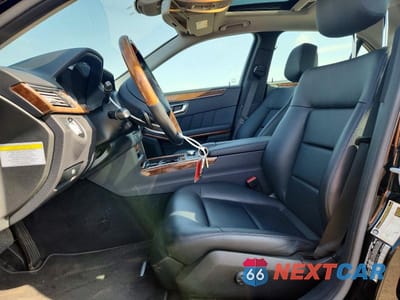 Zdjęcie 7 z 12 samochodu: 2013 MERCEDES-BENZ E 350 4MATIC VIN:WDDHF8JB6DA764814 - miniatura