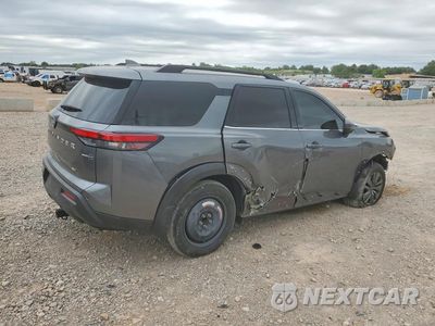 Trzecie zdjęcie samochodu z tyłu: 2024 NISSAN PATHFINDER SV VIN:5N1DR3BB4RC272596 - miniatura